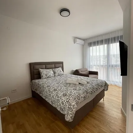 Apartment Leo Lux 2 *